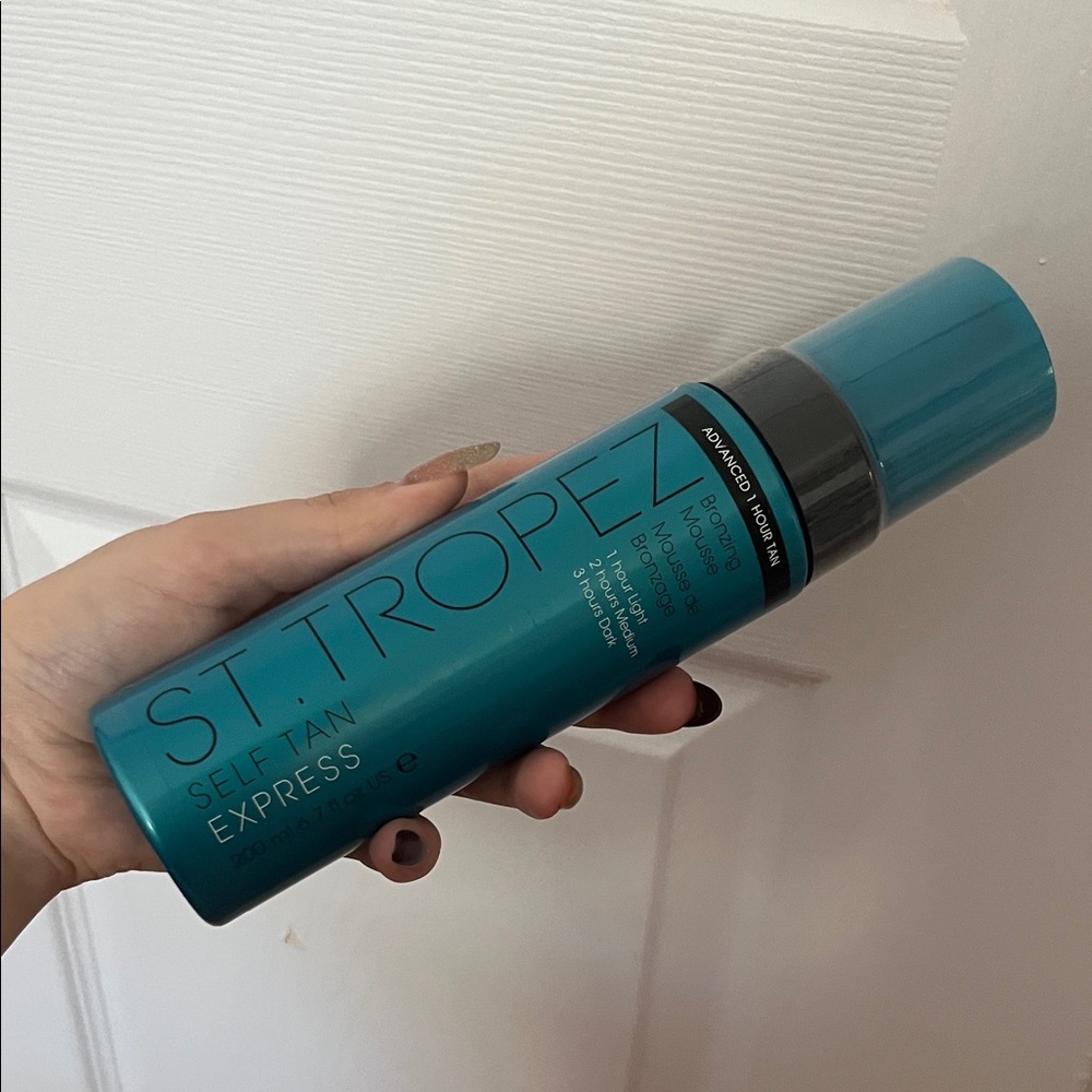 St. Tropez Self Tan Express 200ml brand new - Picture 1 of 2